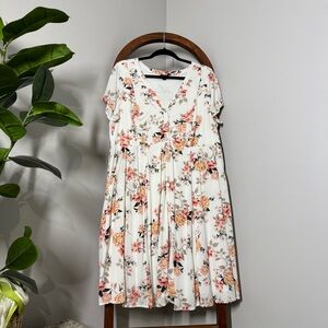 Torrid 1X Ivory Floral Challis Short Sleeve Shirt Dress